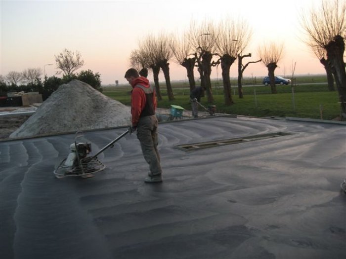 mels-renes-betonvloeren-nieuwe-bedrijfshal-6